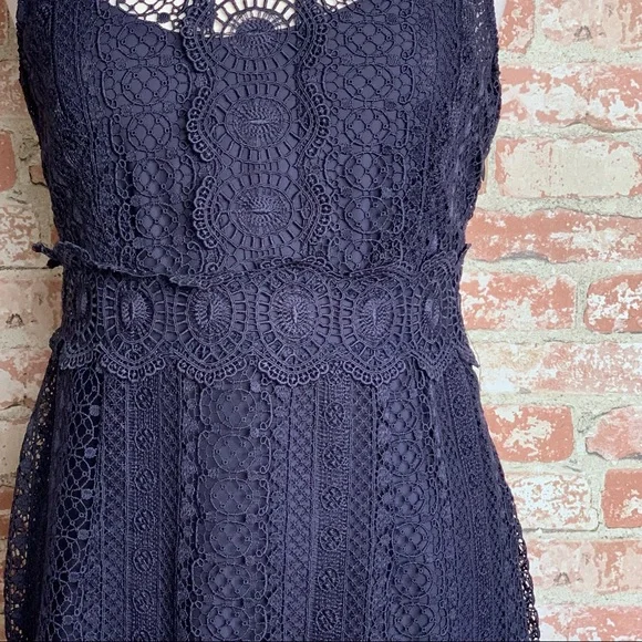 H&M Crochet Lace Dress Navy - Picture 3 of 8